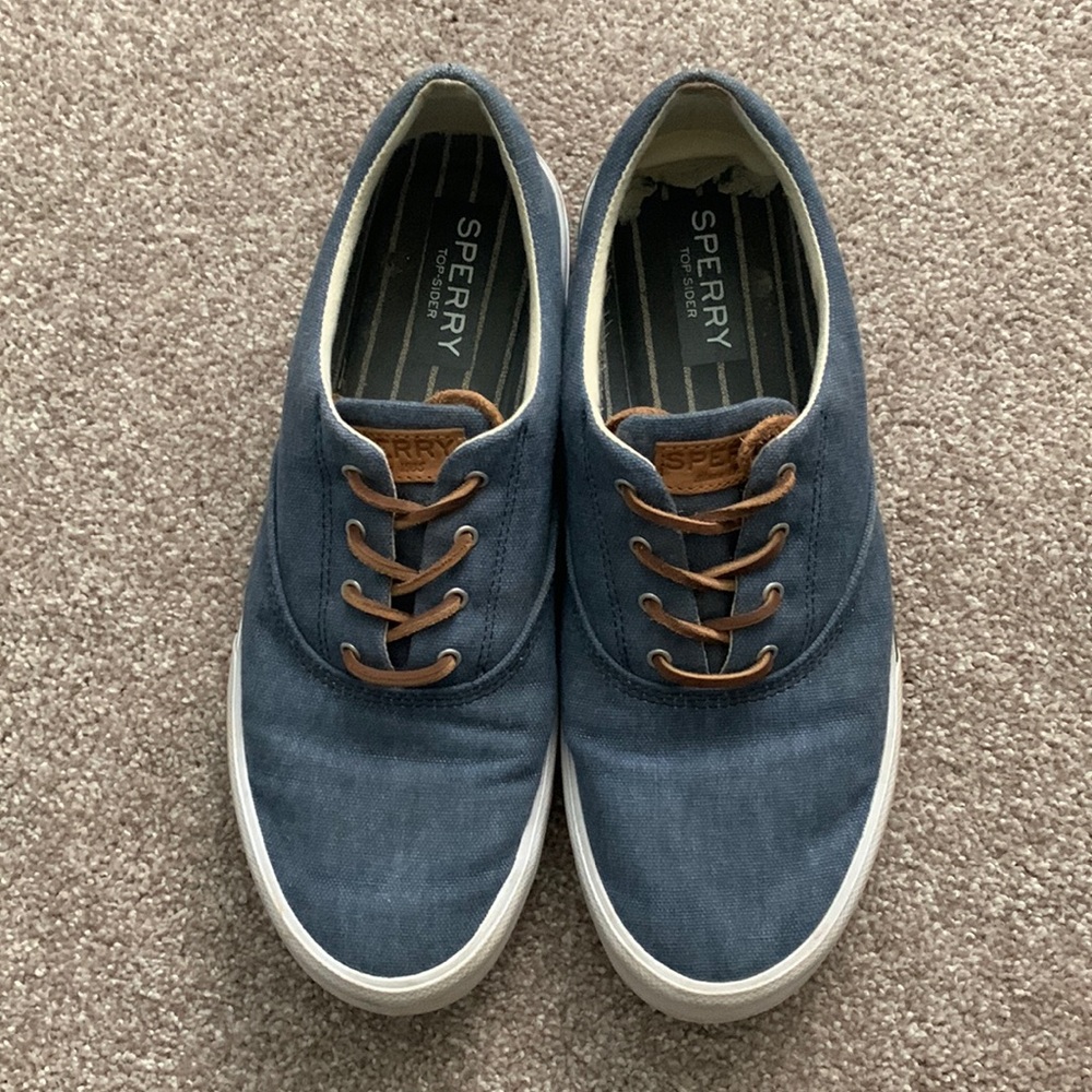 Sperry Blue Topsiders With Leather Shoelaces, Size 10 Gem